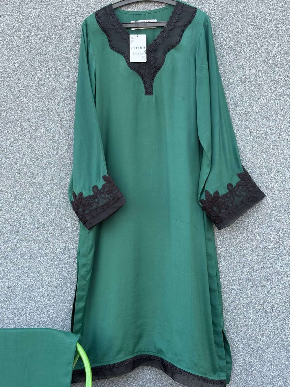 Moonssoon 01 – Green 2PC Raw Silk Set