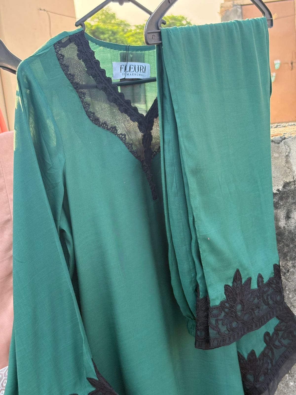 Moonssoon 01 – Green 2PC Raw Silk Set